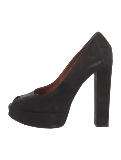 Suede Pumps