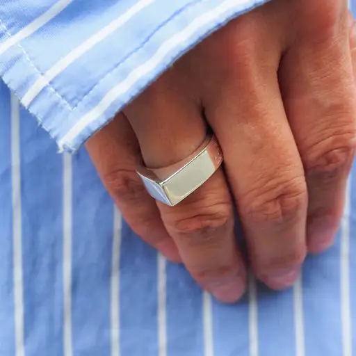 90-00s Gucci Teardrop Ring