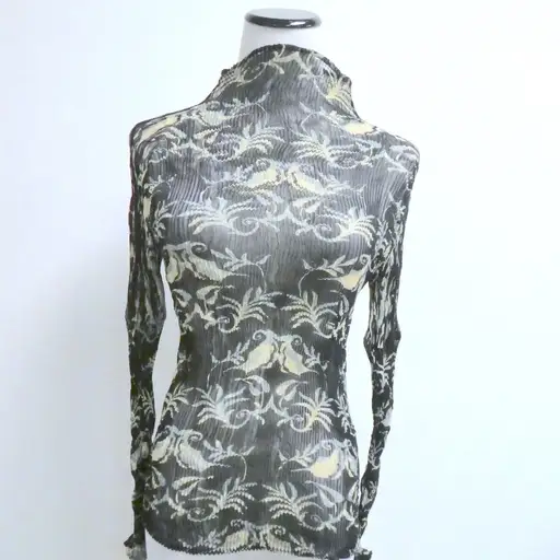ISSEY MIYAKE JAPAN FETE PLEATS SHEER TOP 2 M