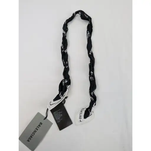 o1rshd1 Q:2/OS/ SC All Over Cropped Jacquard BB Monogram Tie