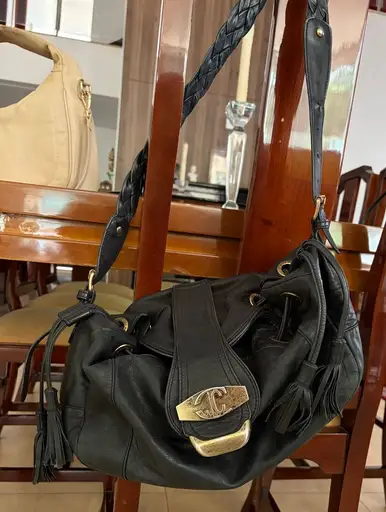 bolsa just cavalli couro preta