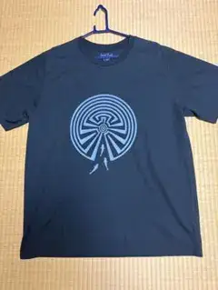 South2 West8 Tシャツ