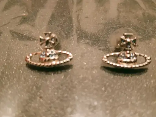 Pendientes Vivienne Westwood Orb Dorados
