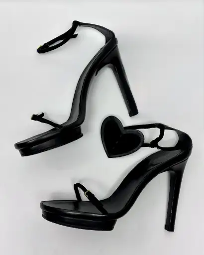 Gucci by Tom Ford S/S2002 Heart Heels — 36