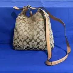 COACH コーチ シグネチャー ショルダーバッグ　F12992
