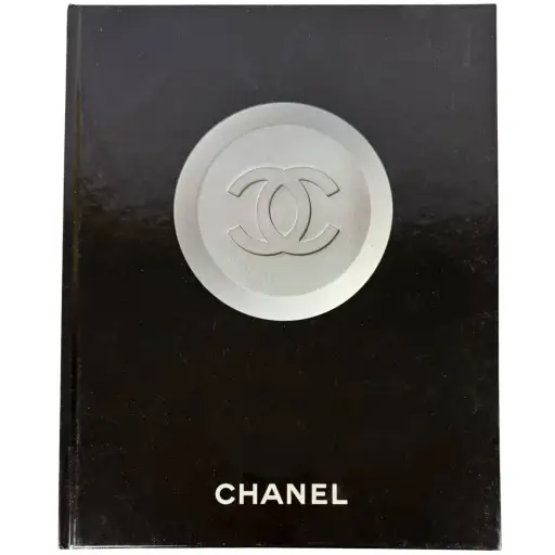 Vintage 1998 Chanel Boutique Fall Winter Lookbook Karl Lagerfeld Photography