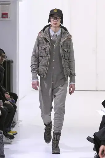 RUNWAY FW2008 puffer vest.Like Ziggy chen or Uma Wang
