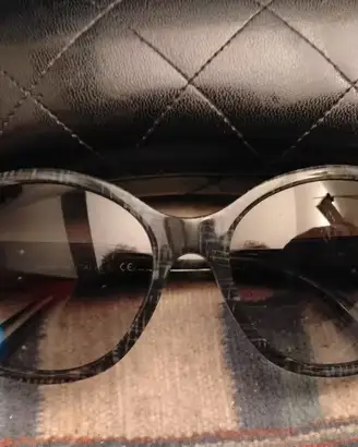 occhiali da sole Chanel