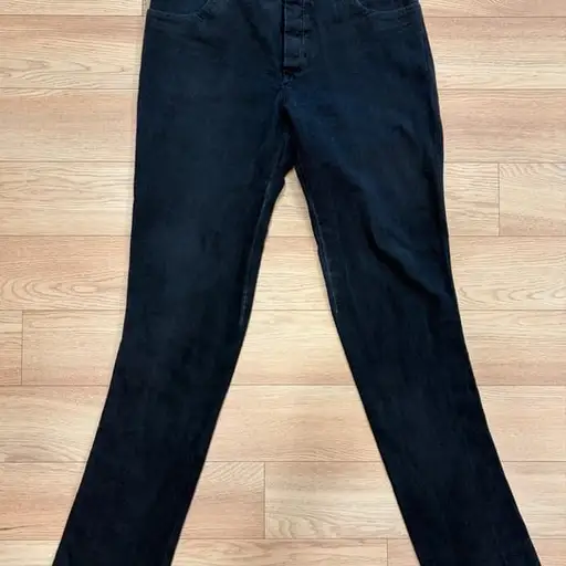Label under construction J pants