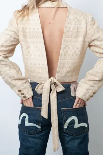 D&G 2000's beige cropped blazer with golden embroideries and open back