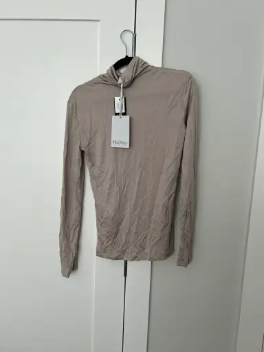 MaxMara beige turtleneck long sleeve top