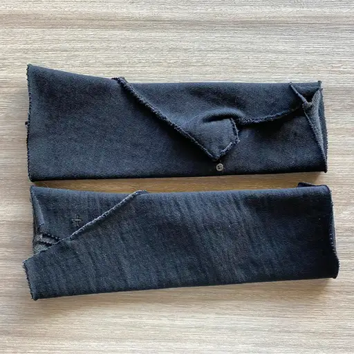 m.a+ Maurizio Amadei Gloves. In excellent condition. Handcrafted near Rome, Italy. 
#avantgarde #handgrafted #designer #gloves