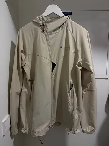 Klättermusen ytterjakke L beige dame