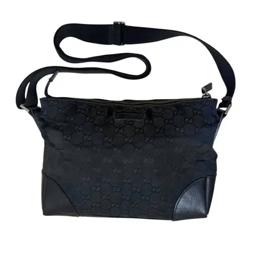 GUCCI メッセンジャーバッグ Messenger