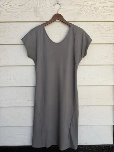 Giorgio Armani Scoop Neck Cap Sleeve Dress sz 44
