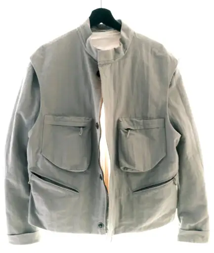 Burberry Prorsum SS00 Integrated Cargo Jacket with Stacked Pockets
Designed by Roberto Menichetti