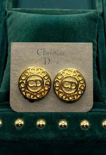 RARE VINTAGE DIOR CLIP EARRINGS CD MONOGRAM GOLD PLATED gallery