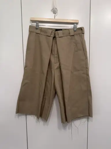 Givenchy Khaki Pleated Shorts – Size 46