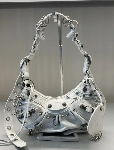 Balenciaga le cagole xs shoulder bag with piercing in white
