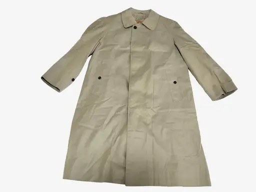 Vintage Burberrys  trench coat “prestige collectio “ 