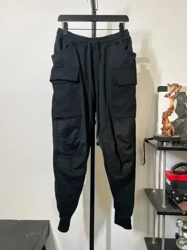 The Viridi Anne TVA Workwear Paneled Tapered Pants (L)