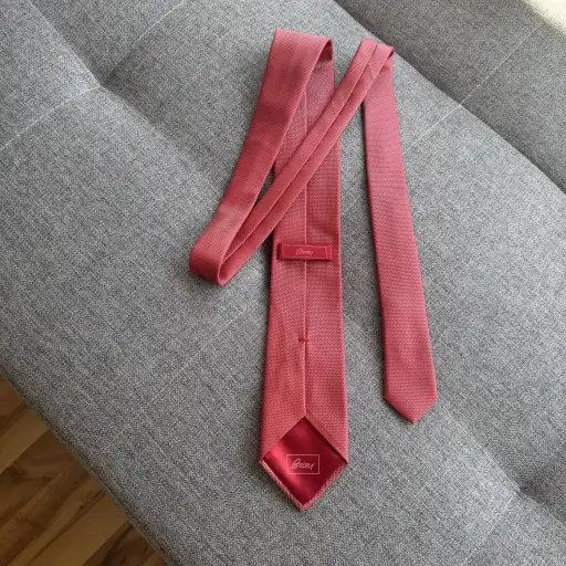Very rare and expensive red tie Brioni