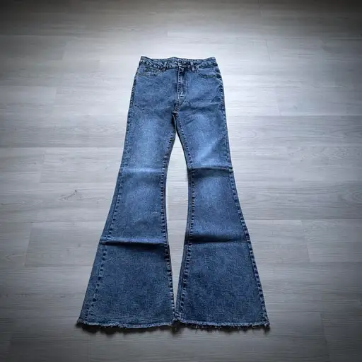 Gothic japanese light acid washed skinny bootcut jeans

28x32
42’ length 
12’ leg opening

not tornado mart 
Reworked denim by me, skinny bootcut fit that stacks nicely on any shoes, beautiful silhouette to make you slender 

pairs nicely with any platforms or swear london, fits into a variety of styles from archive to vkei

no flaws but small pockets, dm w any questions and bundle to save🫡







C1
#ifsixwasnine #archive #Japanese #emo #gothic archive flared denim, rick, balenci, ifsixwasnine, Igb, goa, flared denim, japanese denim, japanese flared pants, tornado mart, kmrii, 14th addiction, hedi, dior, vkei, putumayo, visualkei, bootcut denim, roen, sierra bell, punk pants, 20471120, black waxed denim,, hysteric, bleeod, civarize, shohei takamiya, hysteric glamour, 5351 hommes, backlash, alice auaa, share spirit rokku gyaru, glp, laced jeans, ifsixwasnine mud max, laced flared jeans, in the attic, leather flare, wax jeans, luster denim, hnaoto, punk, seditionaries, diorhomme