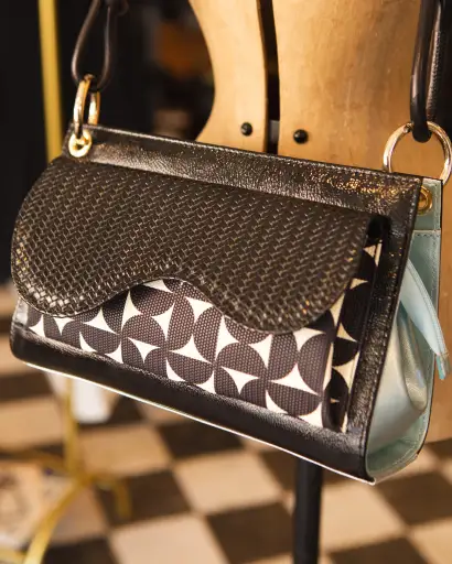 Chie Mihara B-Kiku Bag