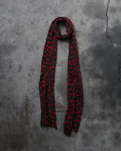 Saint Laurent Paris AW16 Lips Ruffled Scarf