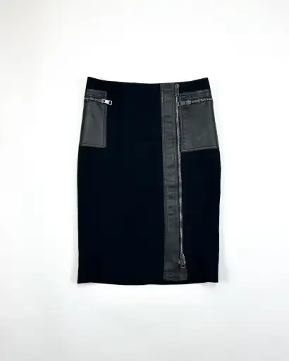 GUCCI
f/w 2001 pencil skirt
1.800 DKK