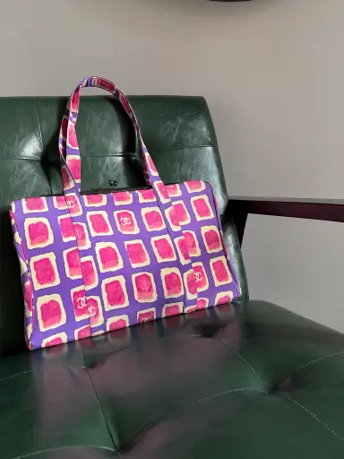 Chanel vintage watercolor kisslock pink and purple tote bag