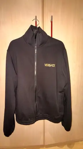 Versace Sweatjacke schwarz mit Medusa Grösse S „gebraucht“