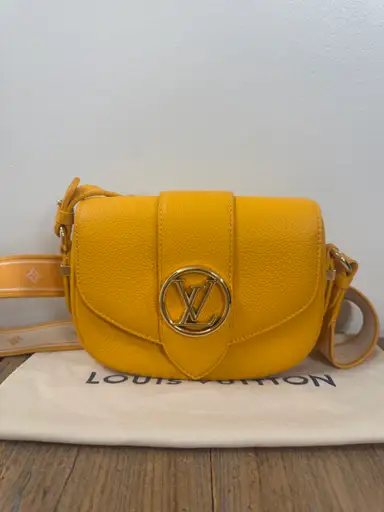 LV Pont 9 Soft PM Sunbeam Yellow
