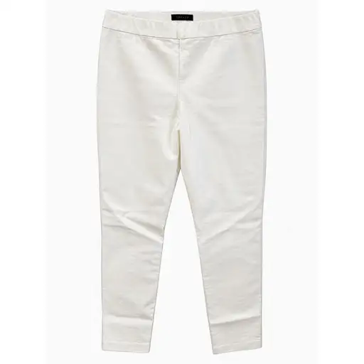 The Row Ivory White Slim Tapered Ankle Pants Large Quiet Luxury Designer

The Row Ivory White Slim Tapered Ankle Pants | Women's Large | Quiet Luxury Designer

Elevate your wardrobe with these sophisticated ivory white pants from The Row, the coveted luxury fashion house founded by Mary-Kate and Ashley Olsen. Featuring a streamlined slim tapered silhouette, minimalist waistband, and ankle-length cut, these designer trousers embody the understated elegance and impeccable tailoring synonymous with The Row.

The beautiful creamy ivory color offers endless styling versatility, making these an essential investment piece for a refined capsule wardrobe. Pair with an oversized cashmere sweater, structured blazer, silk blouse, or classic loafers for an effortlessly polished look.

DETAILS

* Brand: The Row
* Size: Women's Large
* Color: Ivory / Cream / Off White
* Style: Slim tapered ankle pants
* Clean, minimalist waistband
* Streamlined fitted silhouette
* Ankle-length tapered legs
*

#Casual