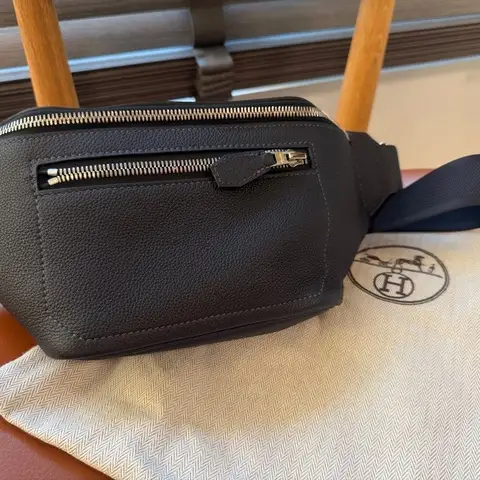 Hermes cityslide cross belt bag 黑色胸/腰包