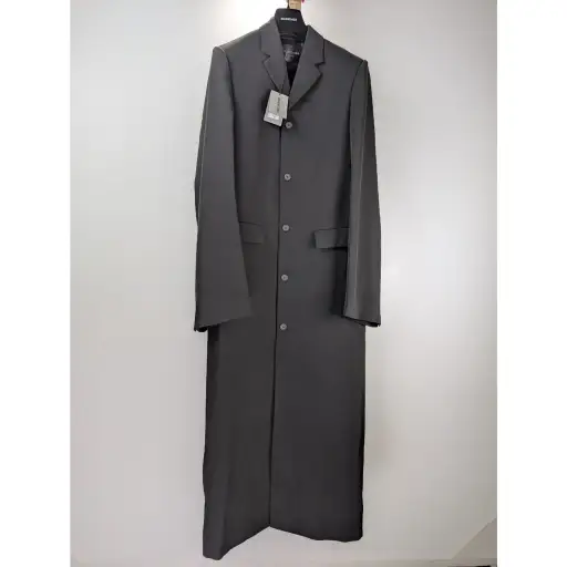 o1rshd1 Barathea Coat in Black