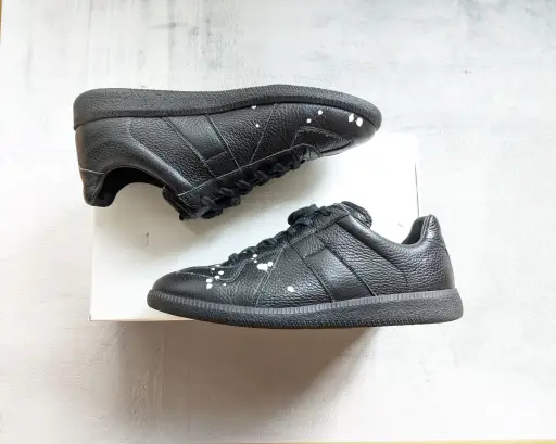 Maison Margiela Replica GAT Black 7 40 Paint Splatter White