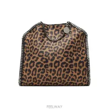 26 FW 스텔라 매카트니 브라운 팔라벨라 폴드오버 토트백 262471F047000