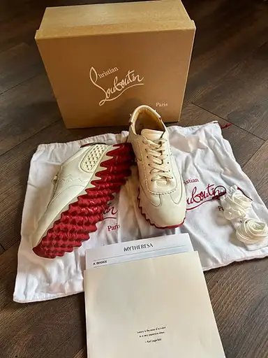 Christian Louboutin loubishark sko str 42.