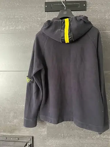 Stone Island vetoketjuhuppari, koko M