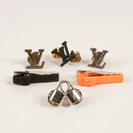 Louis Vuitton Set of 2 Clips and 4 Pins
