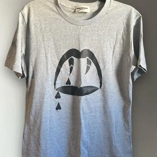Saint Laurent Paris Blood Luster T Shirt
Size M
brand new without tags







#archive #saintlaurent #underground