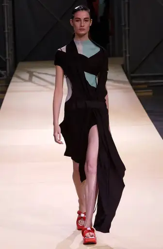 Yohji Yamamoto runway s/s 2004 apron dress