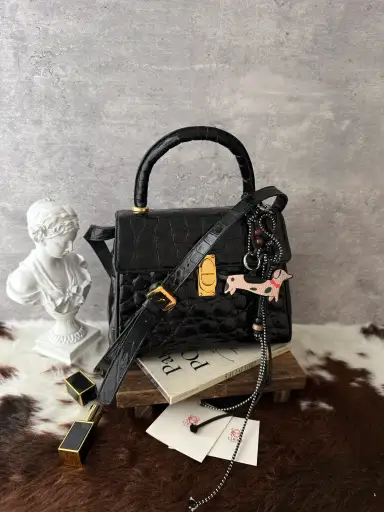Loewe Vintage Crocodile Kelly Small 🖤｜Black Crocodile・Gold Hardware・Convertible Shoulder Bag
