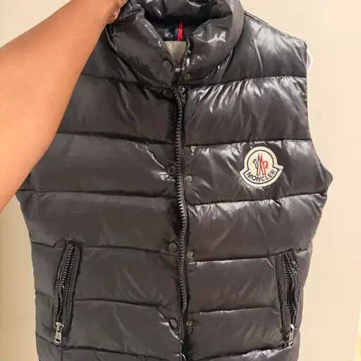 Moncler black puffer vest #luxury #puffer