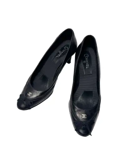 Chanel Leather Bow Pumps - 38