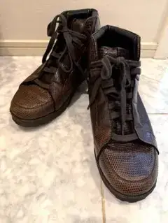 新品未使用PETROSOLAUMペテロオラウムハイカットシューズ42Vibram