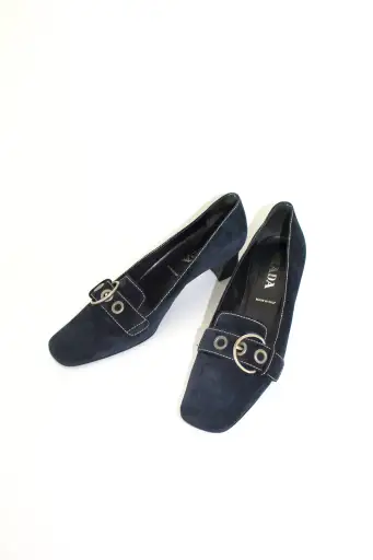 Prada SS 2002 navy blue suede kitten heels