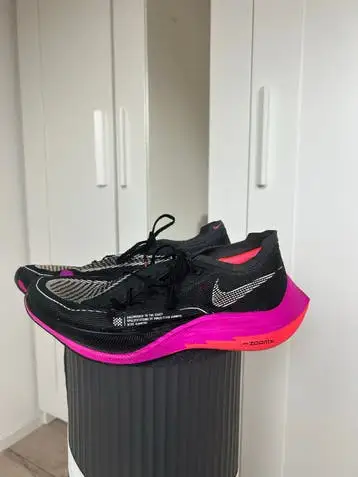 Nike Vaporfly 1 Hardloopschoenen - Maat 42.5 EU