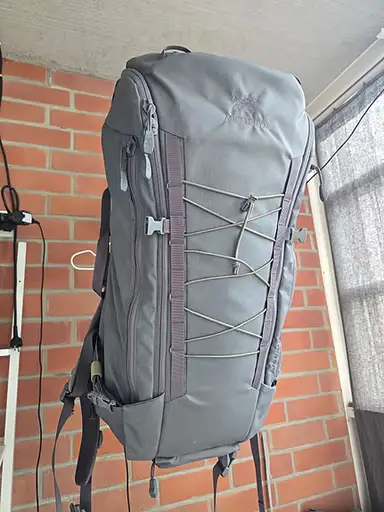 Arc'teryx Leaf Khard 60 rinkka